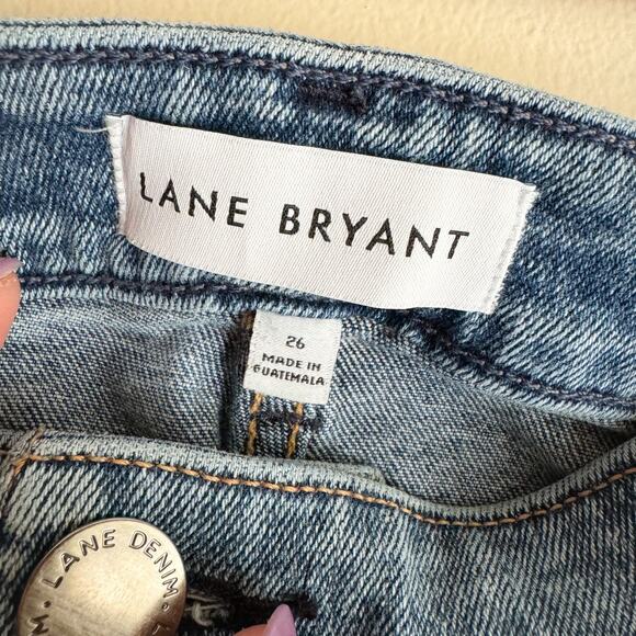 Lane Bryant Distressed Mid-Rise Boyfriend Signature Fit Flex Magic Waist Jeans - Picture 3 of 7